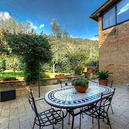 Liz House * Siena